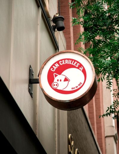 Cartell mostrant el logotip de l'empresa Can Cerilles